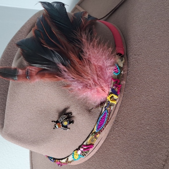 Upscaled Dark Tan American Eagle Wide Brim Feathered Hat With Bead Hatband - Picture 2 of 7